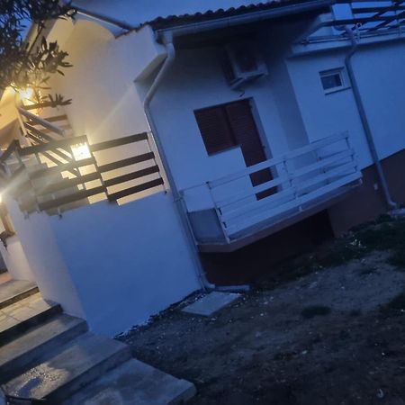 Apartmani Rab - Adrijana & Aleksandra Banjol Dış mekan fotoğraf