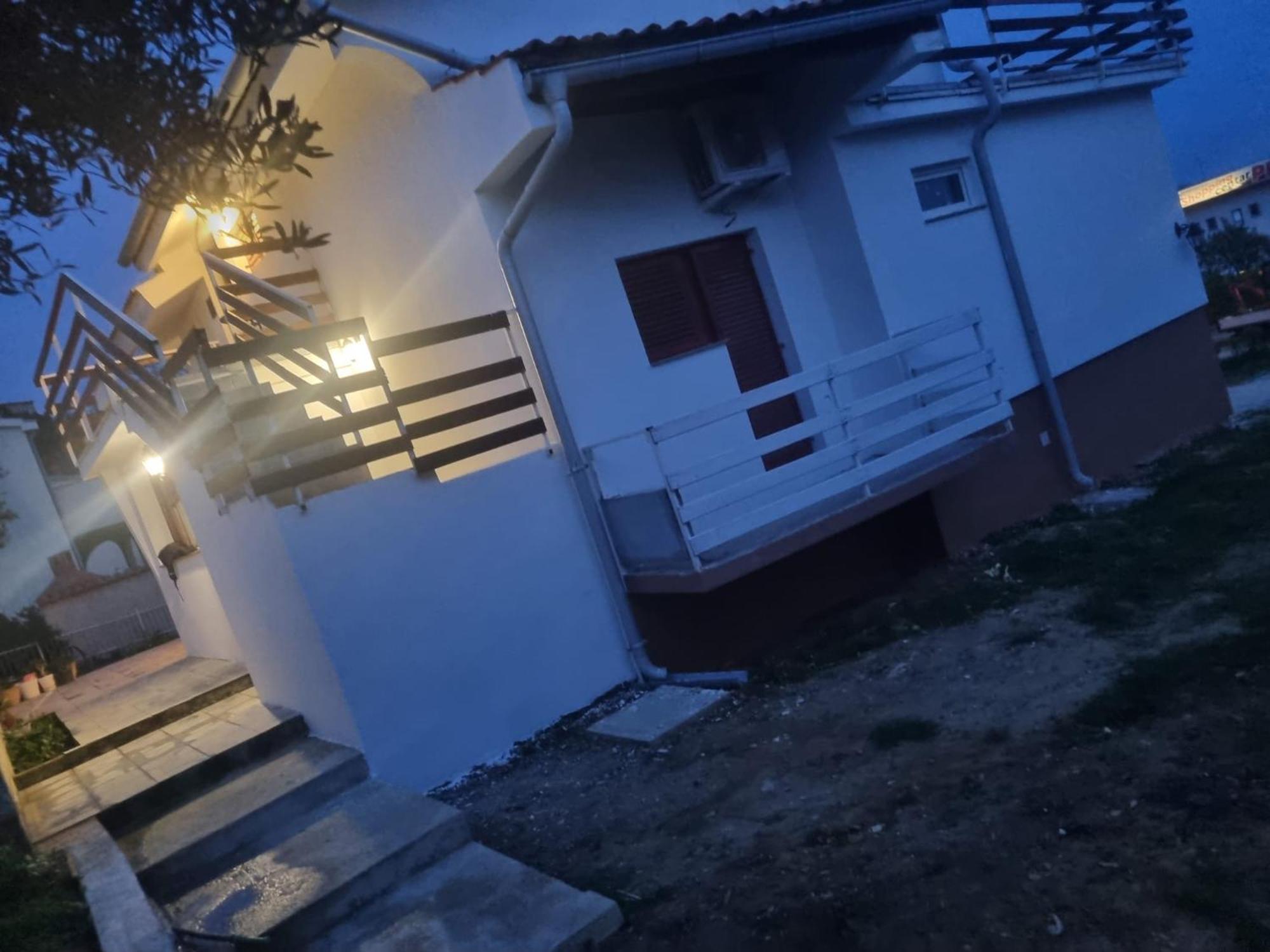 Apartmani Rab - Adrijana & Aleksandra Banjol Dış mekan fotoğraf